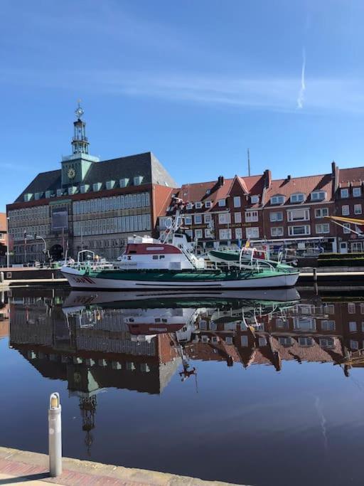 Zentrale Studio Wohnung In Emden Exterior foto